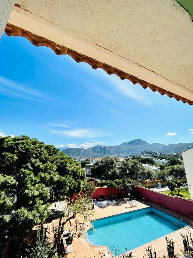 Residence Antonia Appartements Avec Piscine Commune - Centre Ville Calvi カルヴィ エクステリア 写真