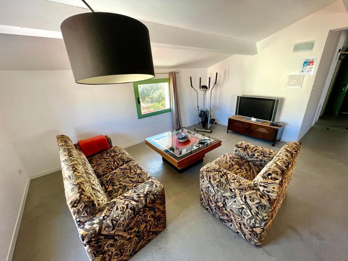 Residence Antonia Appartements Avec Piscine Commune - Centre Ville Calvi カルヴィ エクステリア 写真