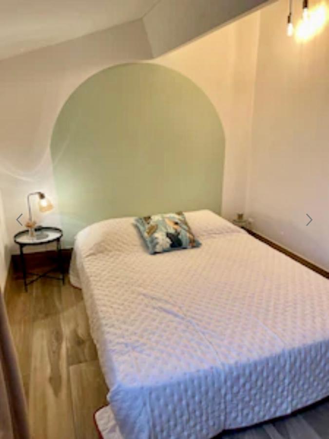 Residence Antonia Appartements Avec Piscine Commune - Centre Ville Calvi カルヴィ エクステリア 写真